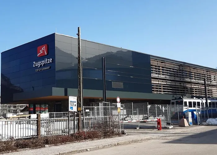 Hilleprandt - Adults Only