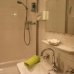 Hilleprandt - Adults Only 3*