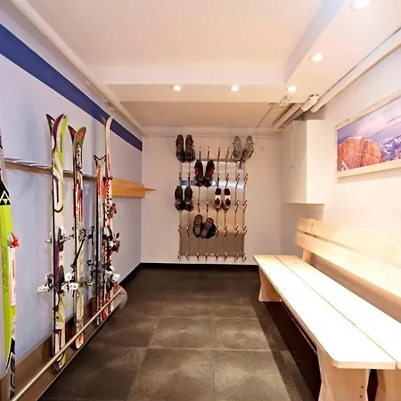 Hilleprandt - Adults Only Apart Otel 3*