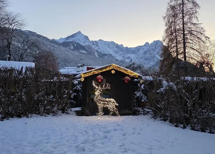 Hilleprandt - Adults Only 3*